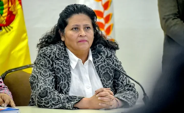 Asamblea Legislativa convoca a la ministra de Salud a interpelación por la gestión durante los bloqueos