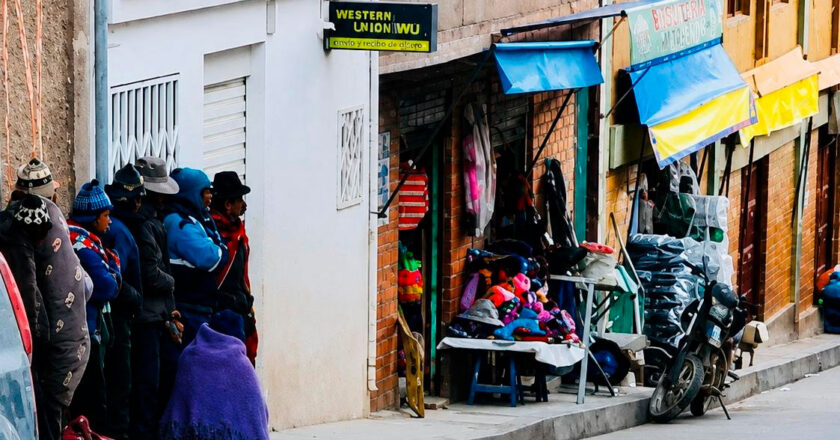 Hombre recibe tres años de prisión por cobrar la renta de vejez de su padre fallecido