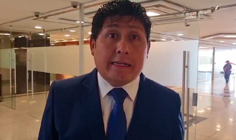 Diego Copa defiende su pasado como payaso y asegura que no se avergüenza de hacer reír a los niños