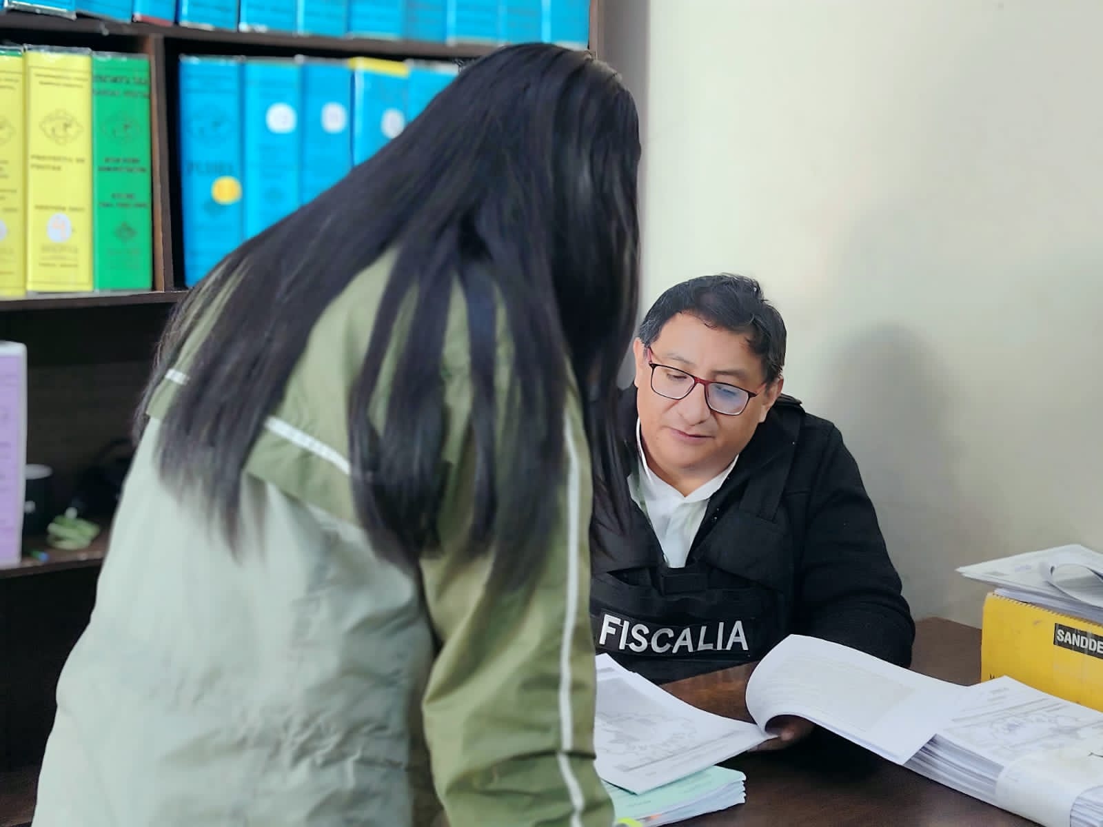 Tarija: Fiscalía secuestra documentación y equipos de computación en allanamientos a oficinas del Senasag dentro del caso Aramayo