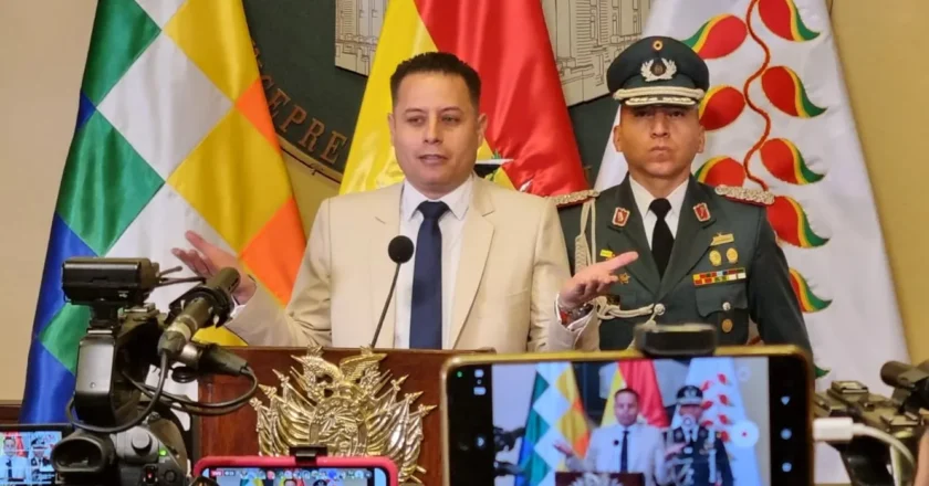Edmand Lara advierte que el Gobierno de Rodrigo Paz está débil y afirma que sus aliados comienzan a alejarse