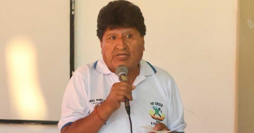 Analista sostiene que restricciones de EEUU a autoridades bolivianas envían un mensaje a Evo Morales